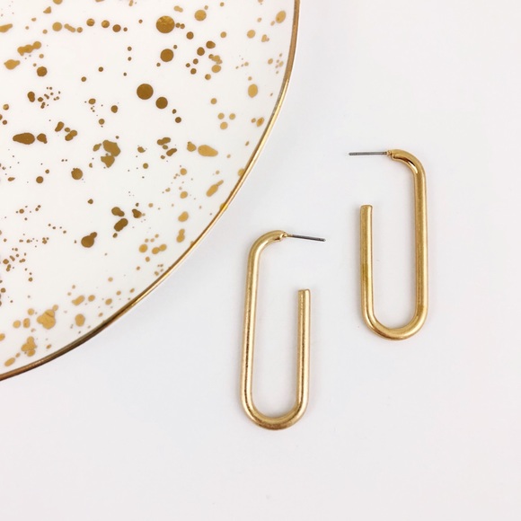Jewelry - Modern Hoop Curved Oval Earrings